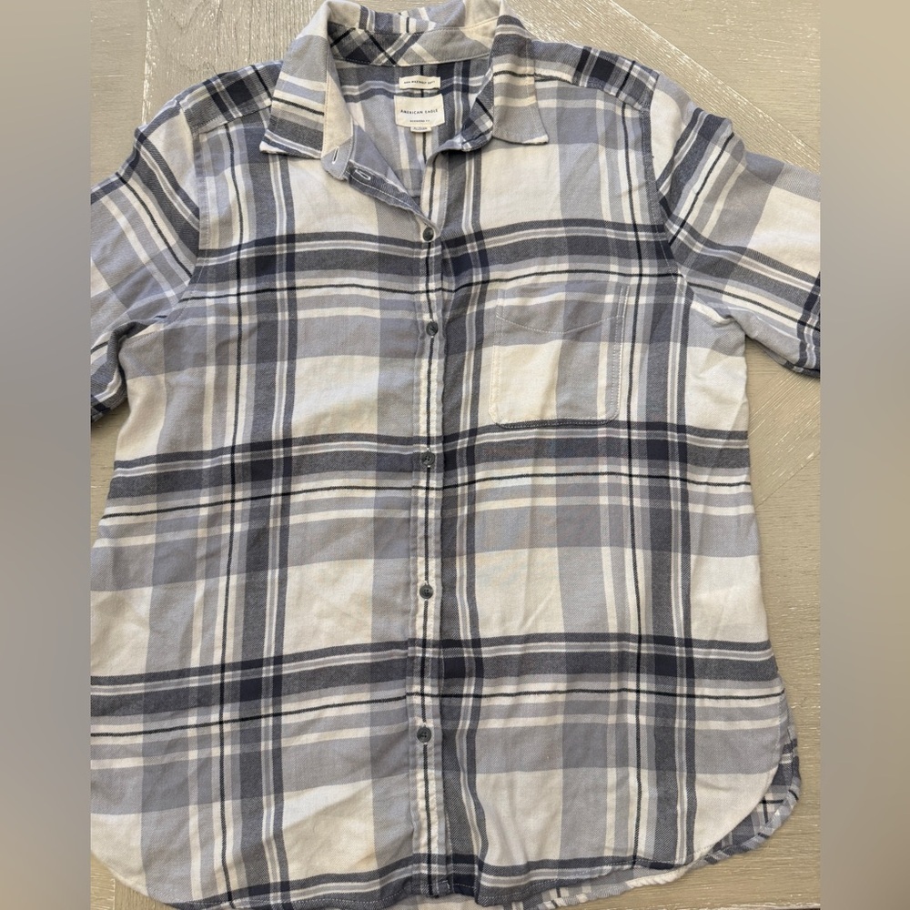 American Eagle Outfitters Plaid Shirt Soft Boyfriend Fit